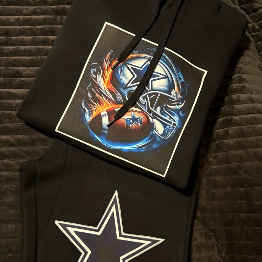 Black Hoodie and Sweatpants Set with Star and Helmet Designs